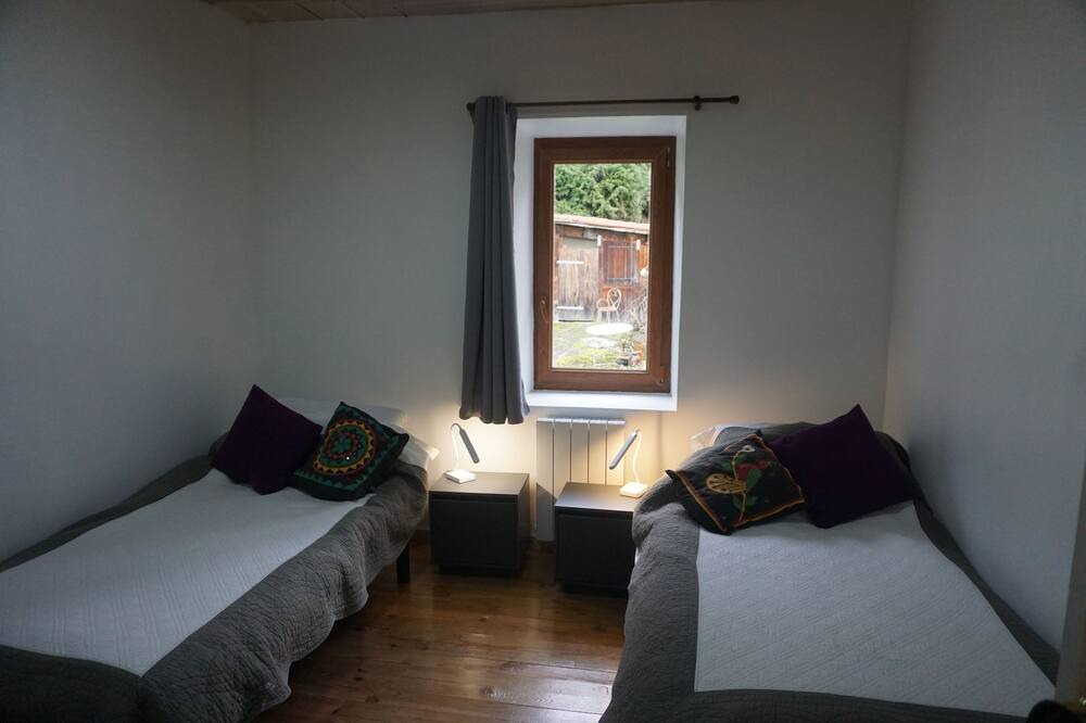 Photo of Bedroom in Castelnau-Durban