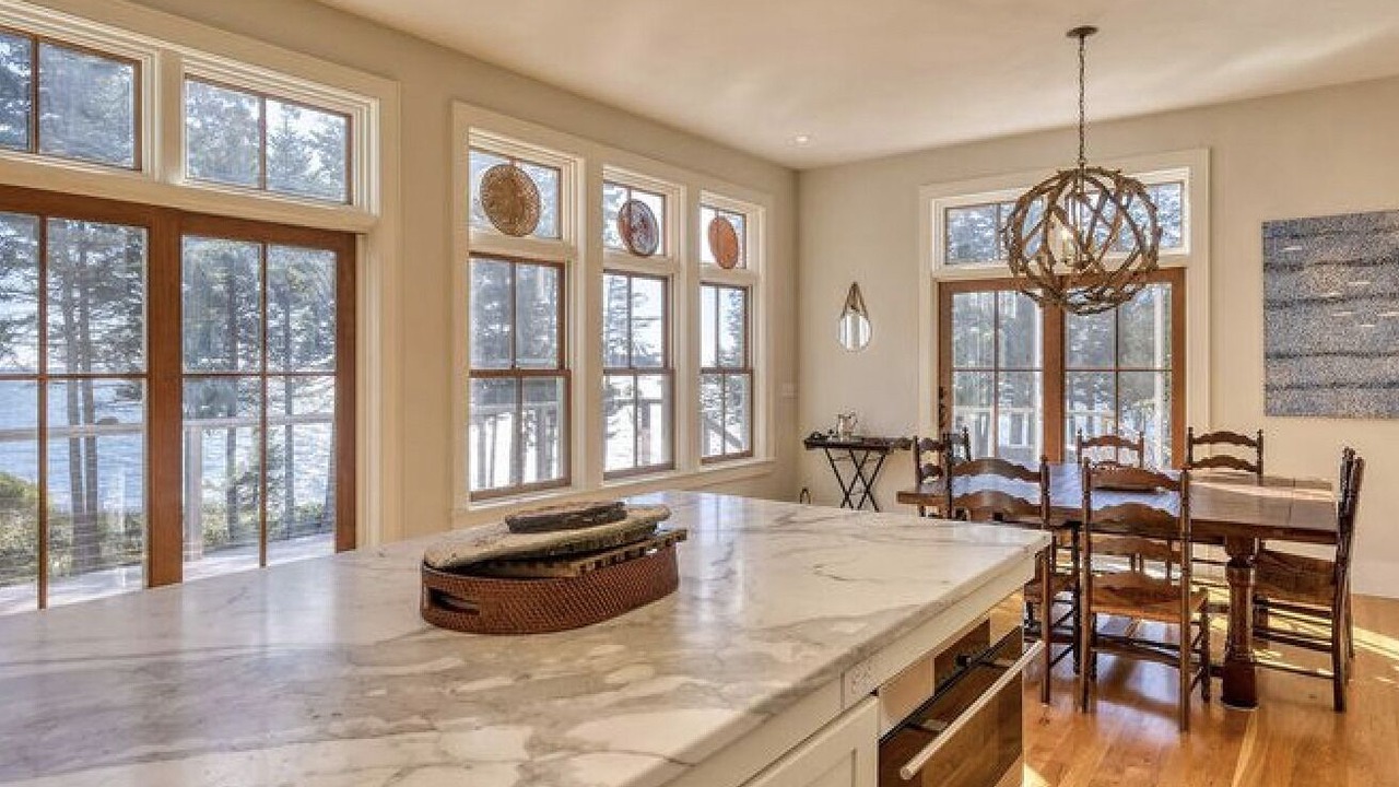 Photo of Livingroom in Stonington