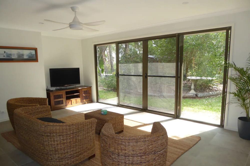 Photo of Others in Landsborough