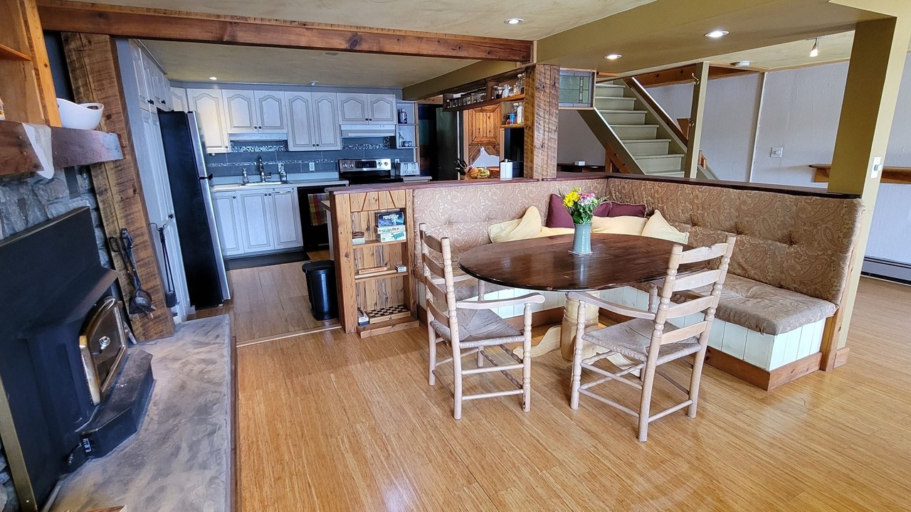 Photo of Livingroom in Tay Valley