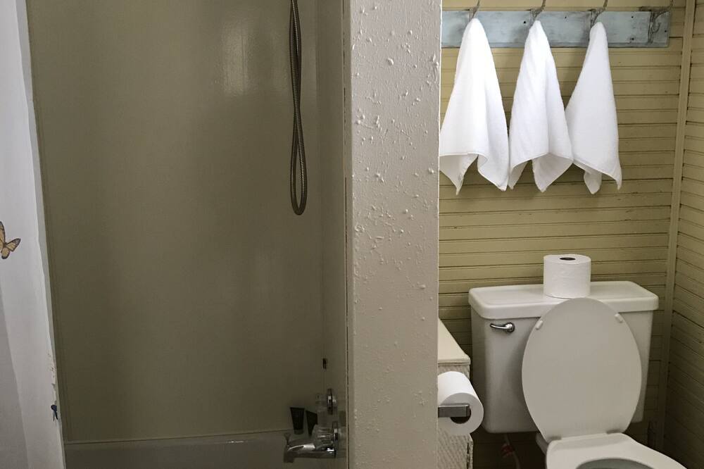 Photo of Bathroom in Natchitoches