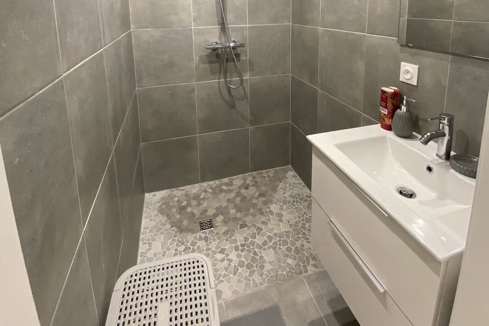 Photo of Others in Niedermodern