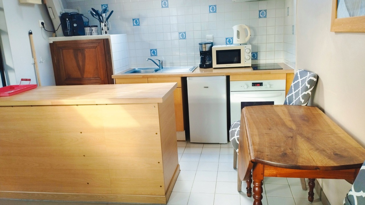 Photo of Kitchen in Saint-Jean-des-Mauvrets