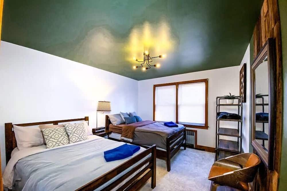 Photo of Others in Plantsville