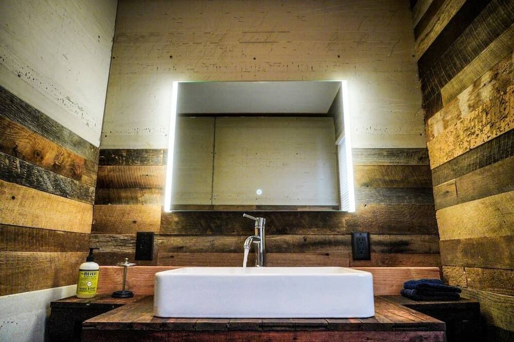 Photo of Others in Plantsville