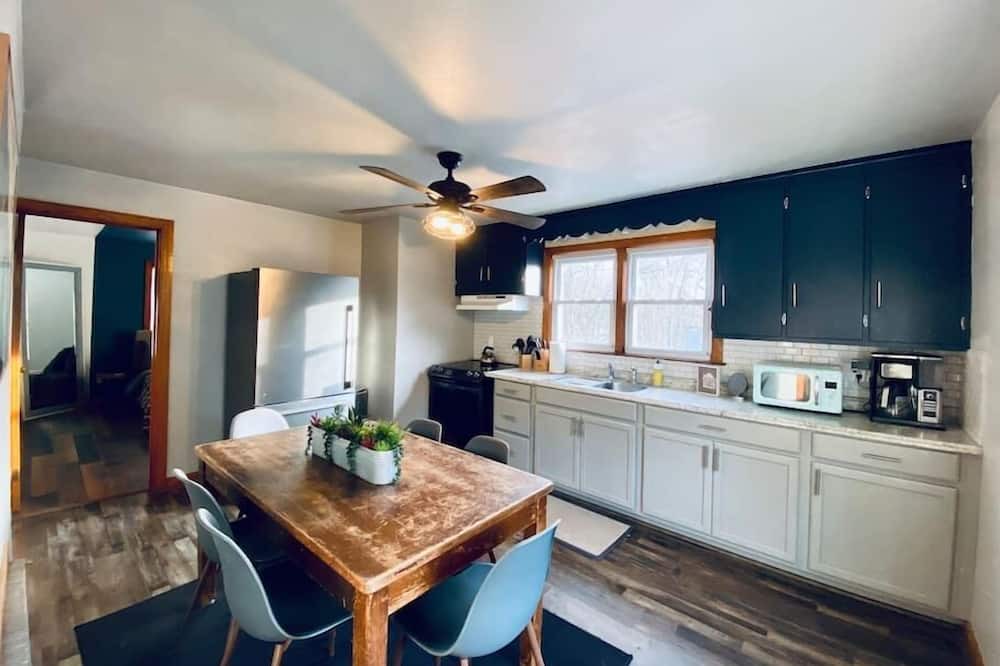 Photo of Others in Plantsville