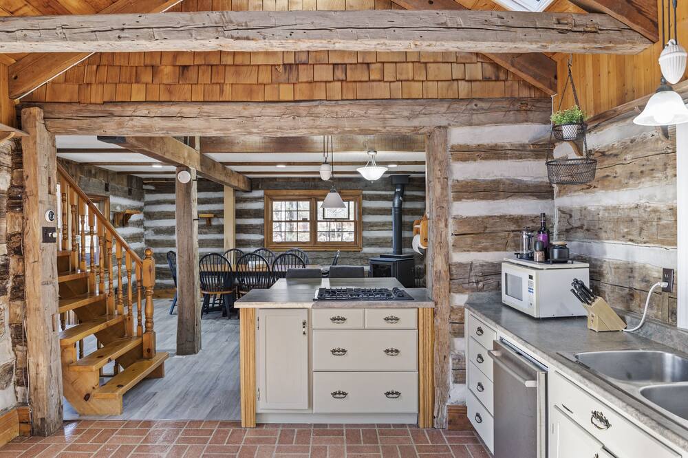 Photo of Kitchen in Bracebridge