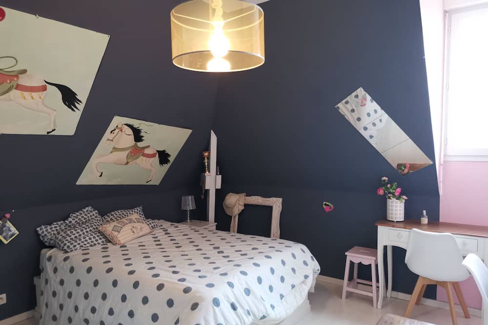 Photo of Bedroom in Mayet