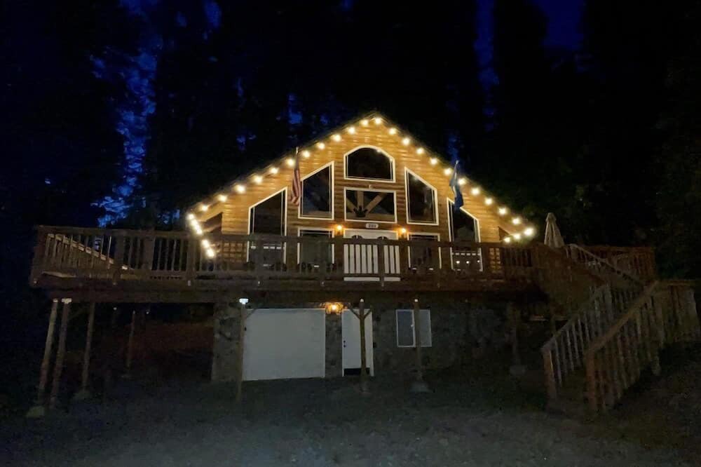 Photo of Others in Roslyn Ridge