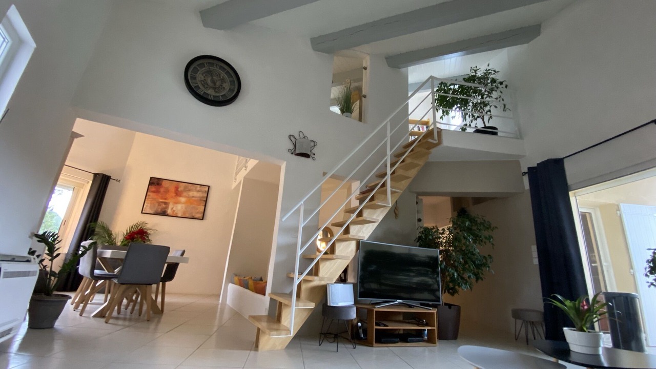 Photo of Livingroom in Saint-Clement-de-Riviere