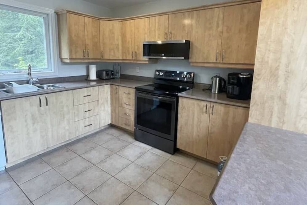 Photo of Kitchen in Mulgrave-et-Derry