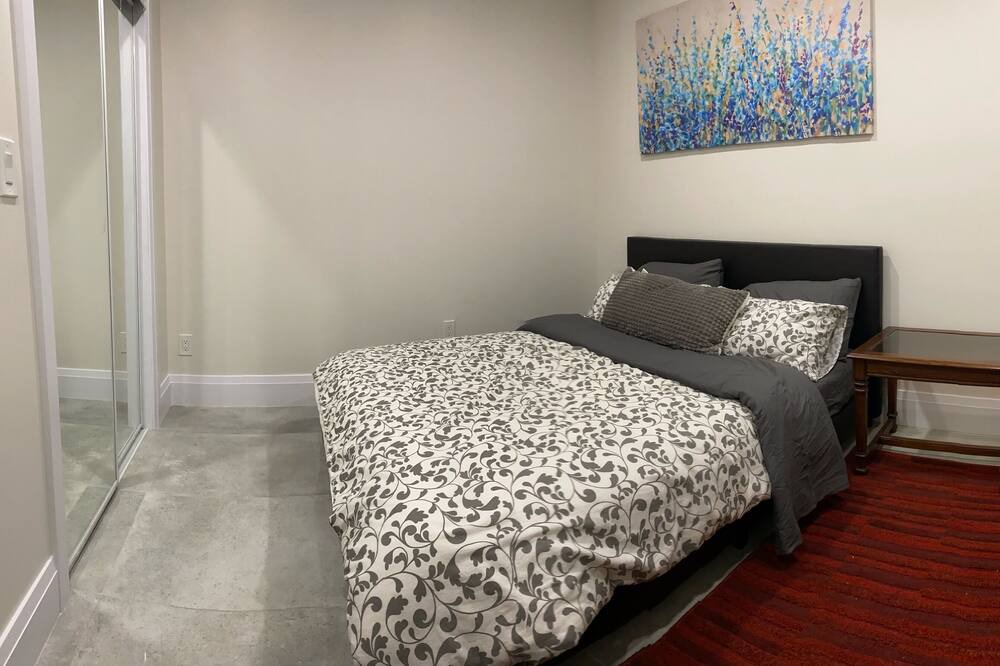 Photo of Bedroom in LaSalle