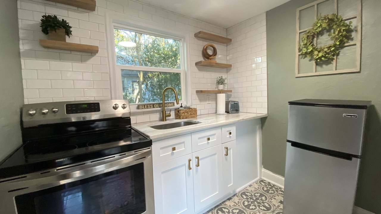Photo of Kitchen in Historic District