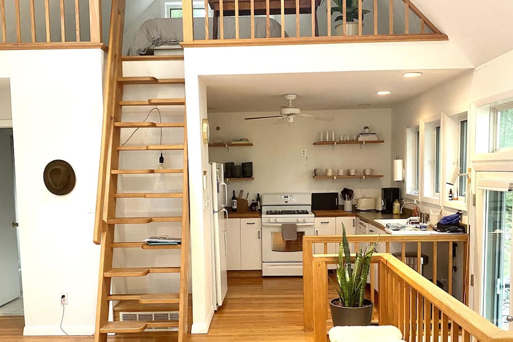 Photo of Bedroom in Pond Eddy