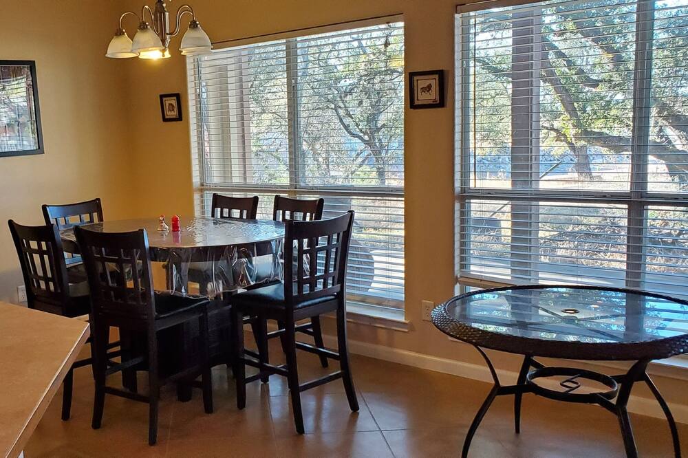 Photo of Outdoor in Burnet