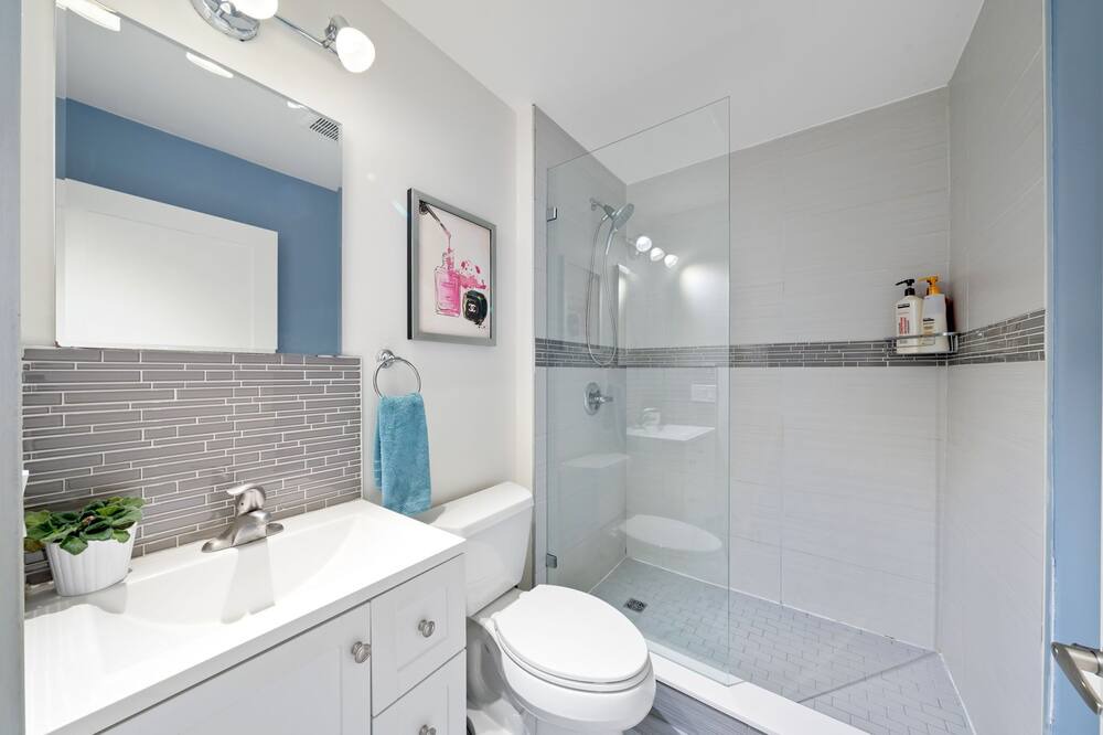 Photo of Bathroom in Inglewood