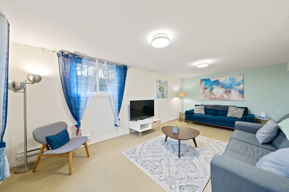 Photo of Others in Inglewood