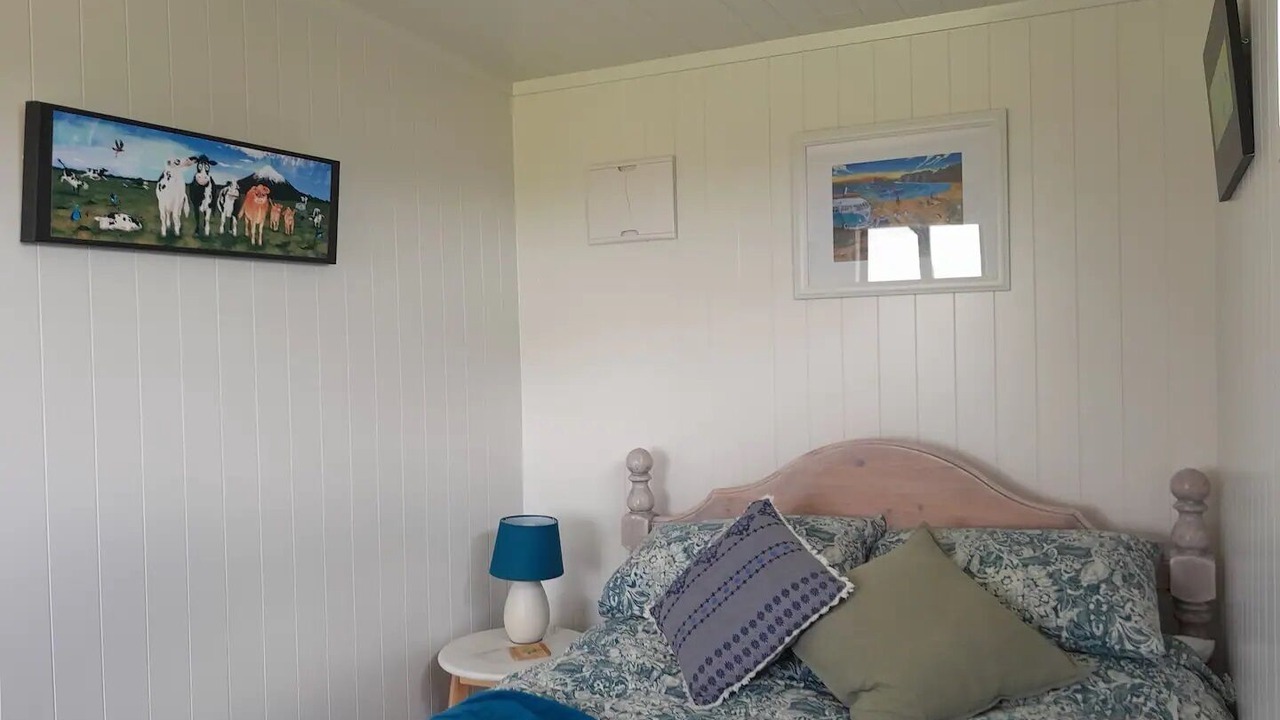 Photo of Others in Normanby