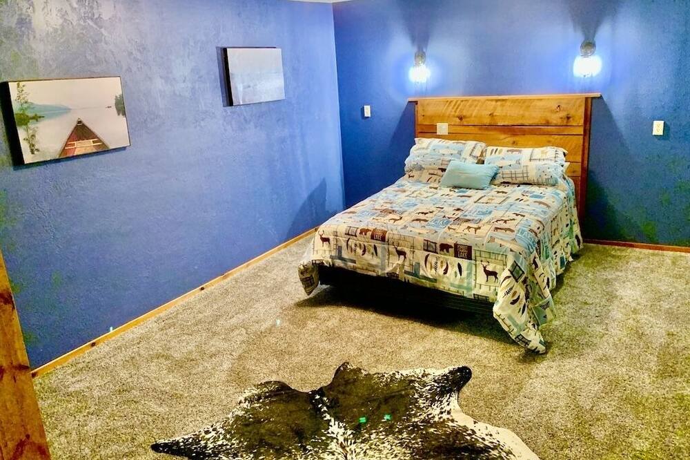 Photo of Bedroom in Lansing