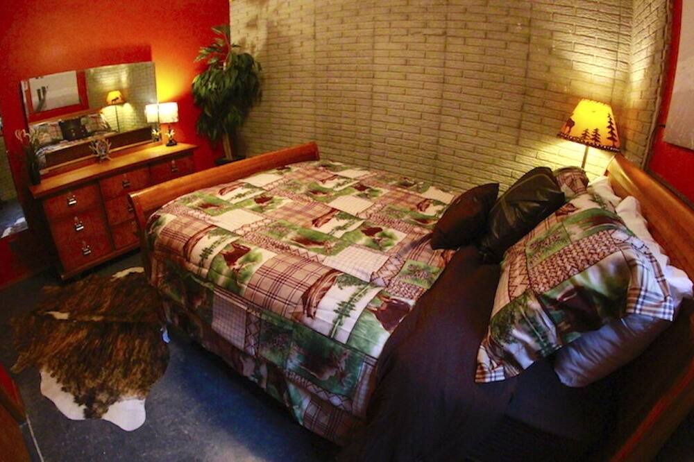 Photo of Bedroom in Lansing