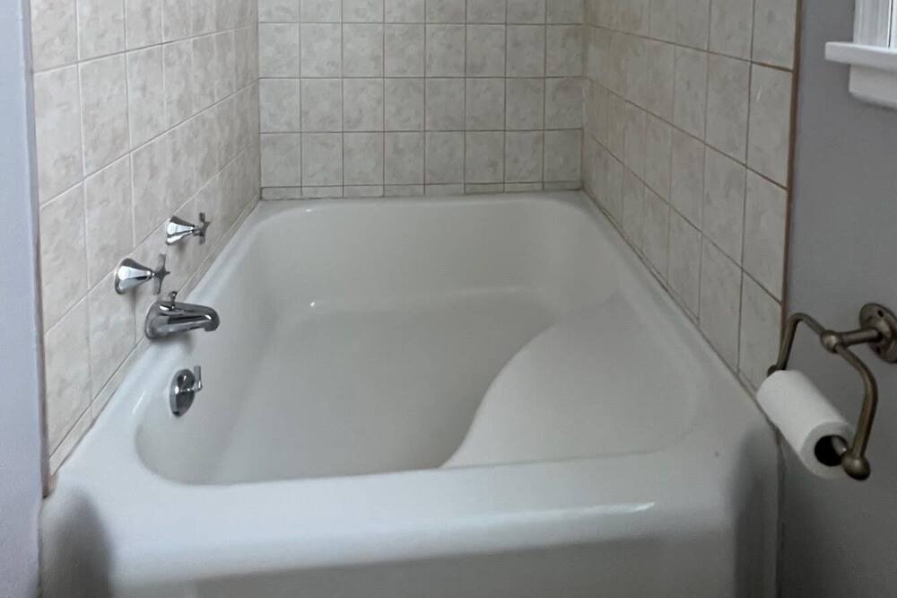 Photo of Bathroom in Crystal