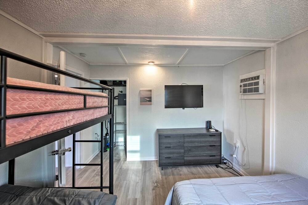 Photo of Bedroom in Streetman