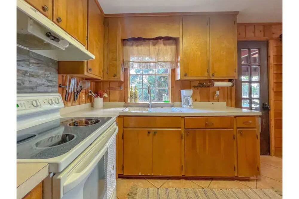 Photo of Kitchen in Donalsonville