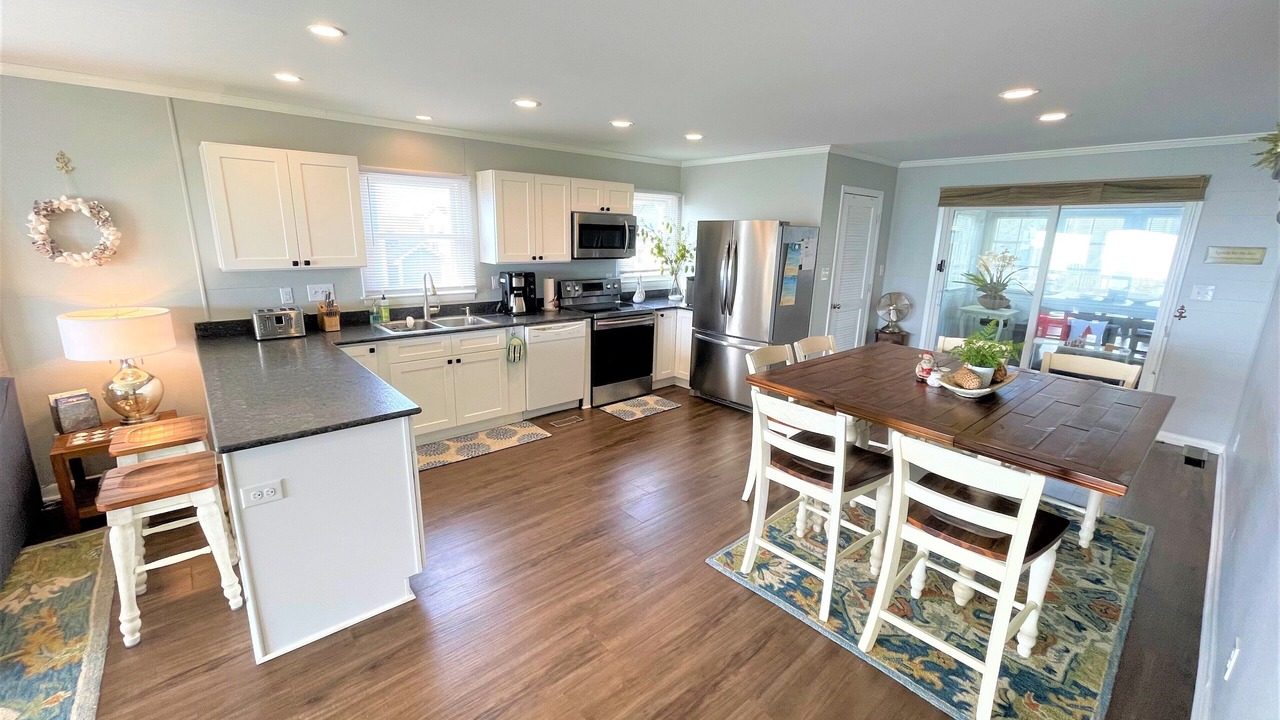 Photo of Kitchen in Emerald Isle