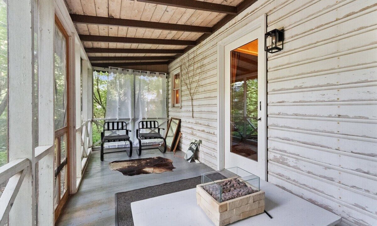 Photo of Patio Balcony in Pocono Pines