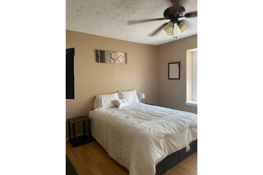 Photo of Bedroom in Leon Valley