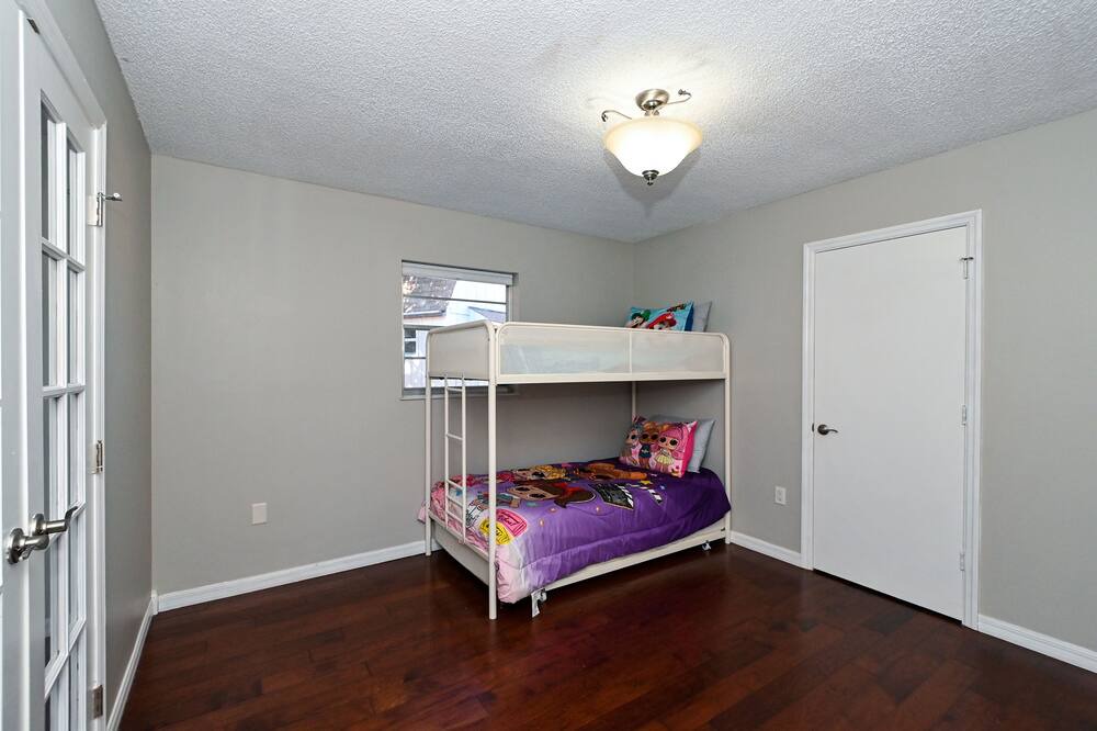 Photo of Bedroom in West Bradenton