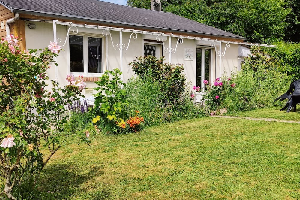 Photo of Outdoor in Ablon