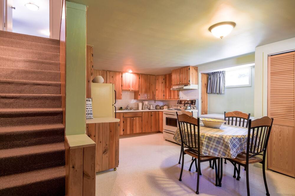 Photo of Kitchen in Saint-Alexis-des-Monts