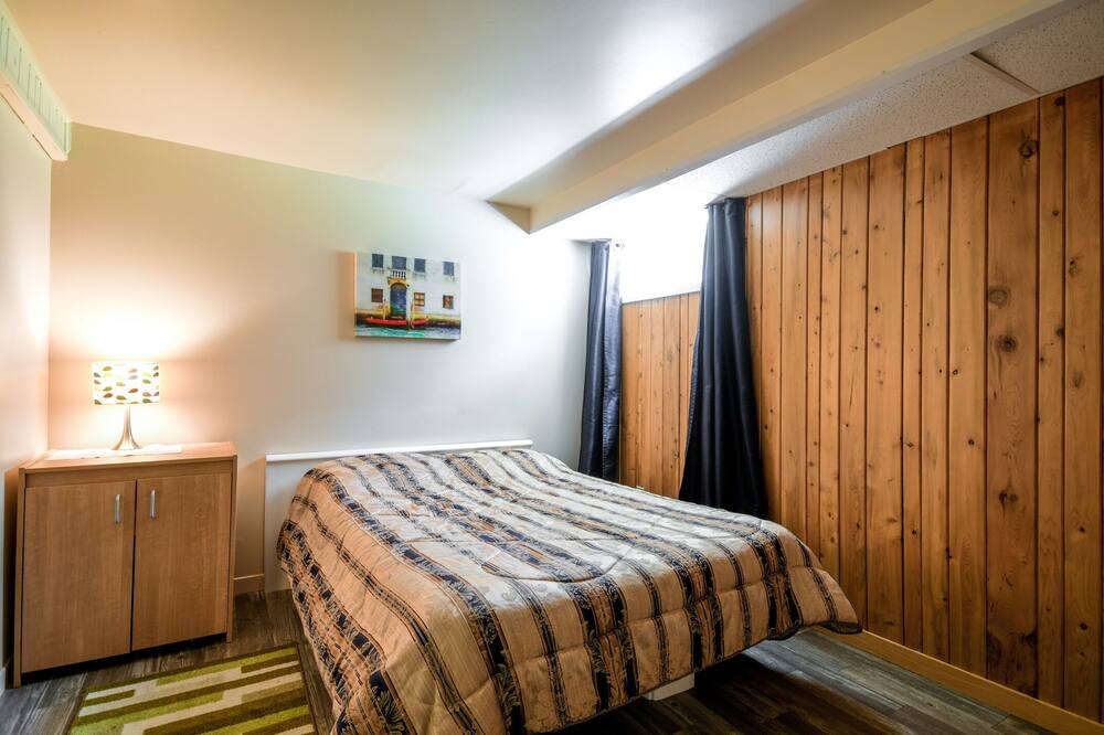 Photo of Bedroom in Saint-Alexis-des-Monts
