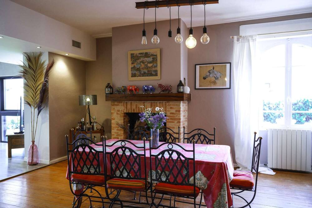 Photo of Livingroom in Salvagnac