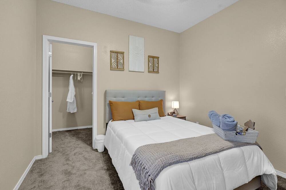Photo of Bedroom in Biggs Field