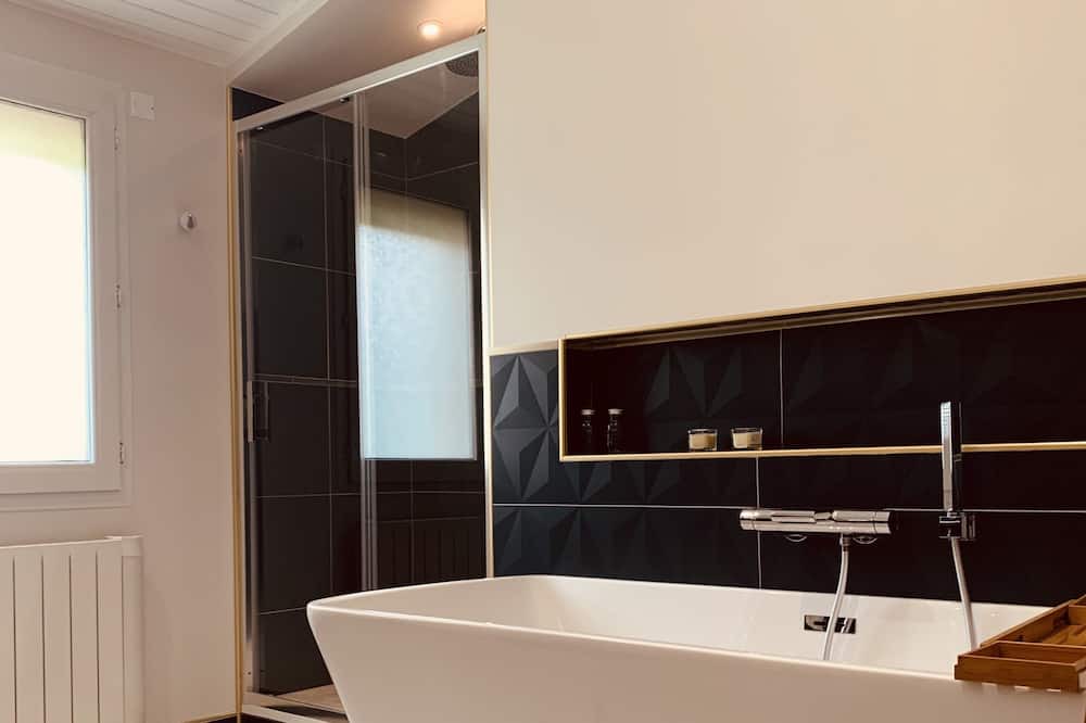 Photo of Others in Bourran