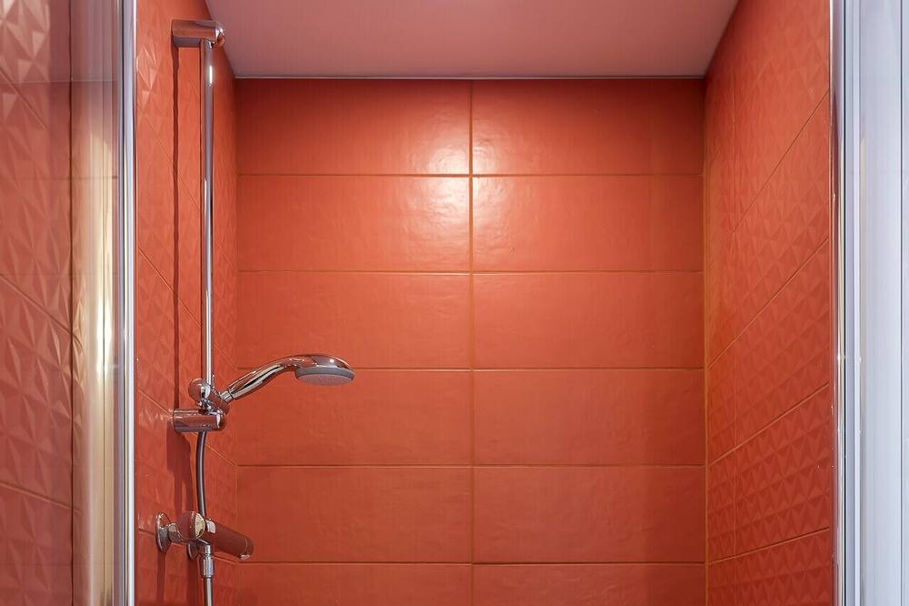 Photo of Bathroom in 5th Arrondissement