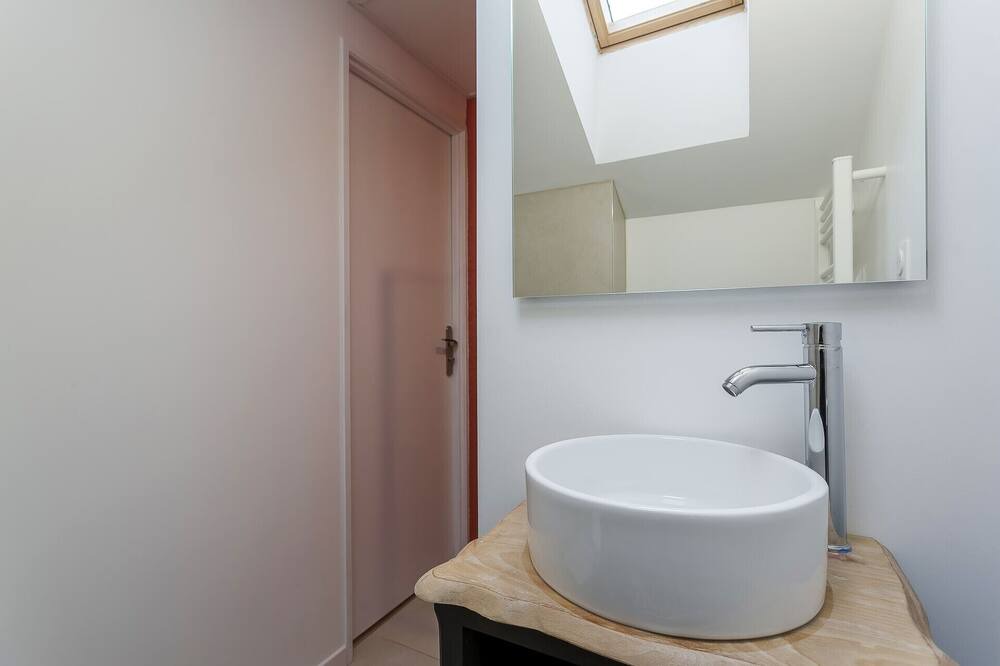 Photo of Bathroom in 5th Arrondissement