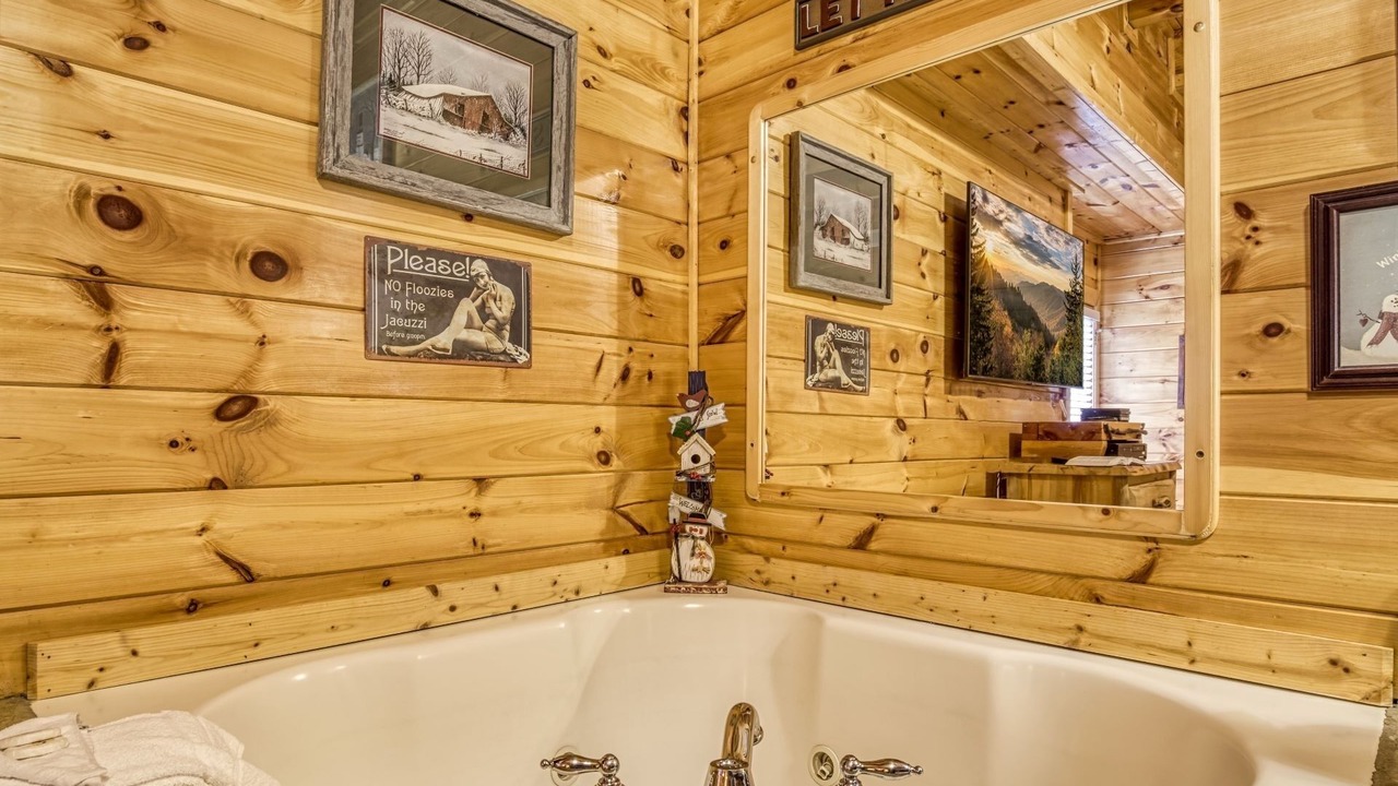 Photo of Bathroom in Pigeon Forge