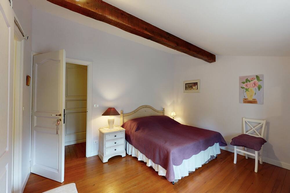 Photo of Bedroom in Beauteville