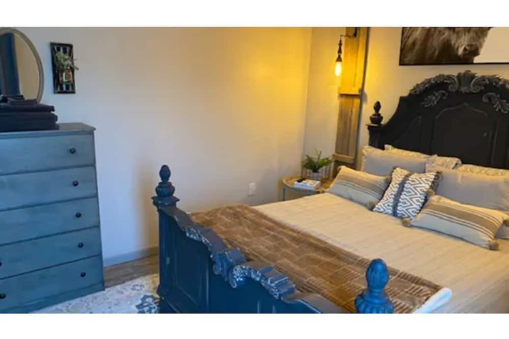 Photo of Bedroom in Thackerville