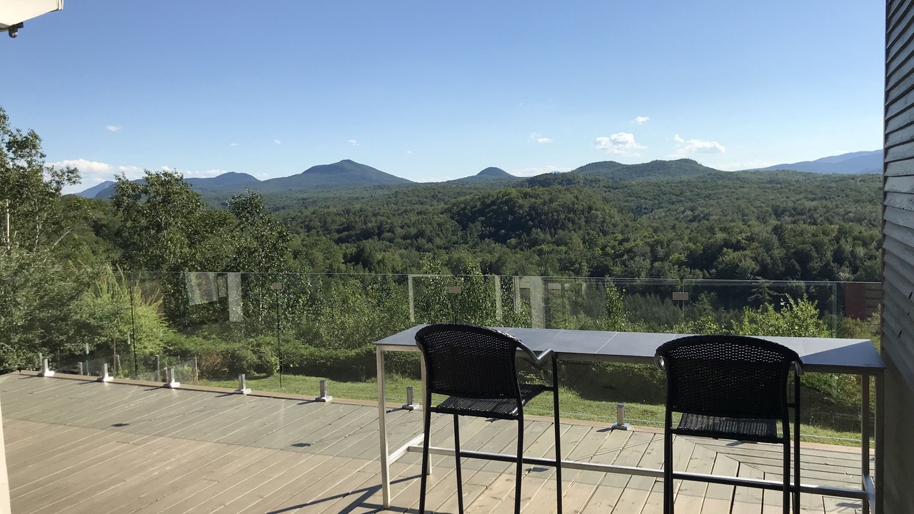 Photo of Outdoor in Bolton-Est