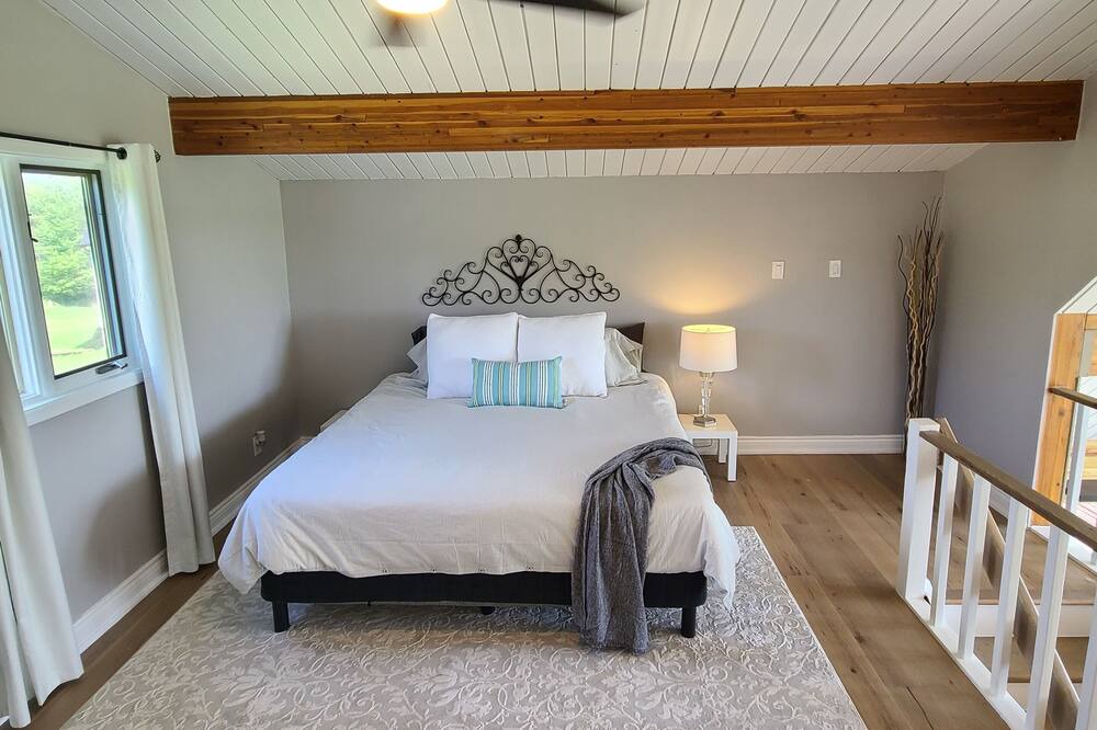 Photo of Bedroom in Malone
