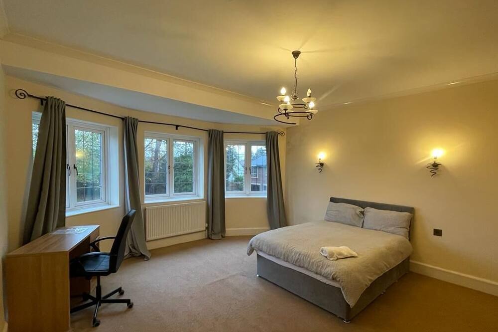 Photo of Bedroom in Severn Beach