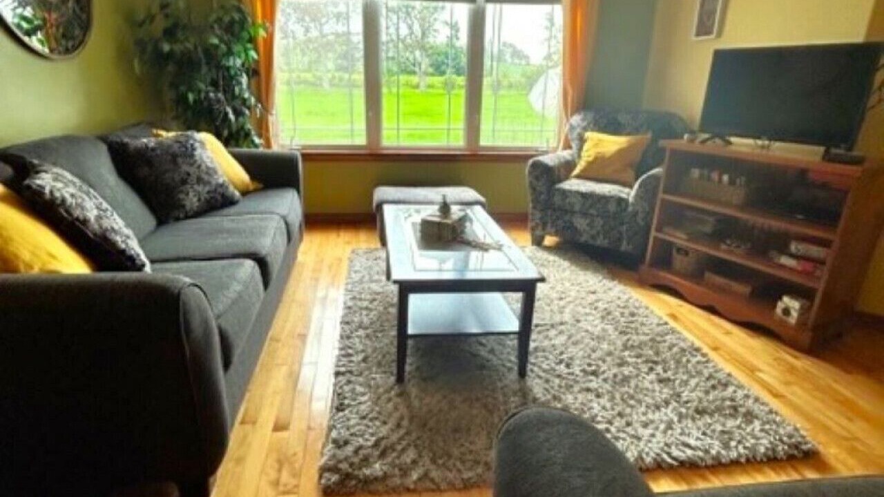 Photo of Livingroom in Fairview