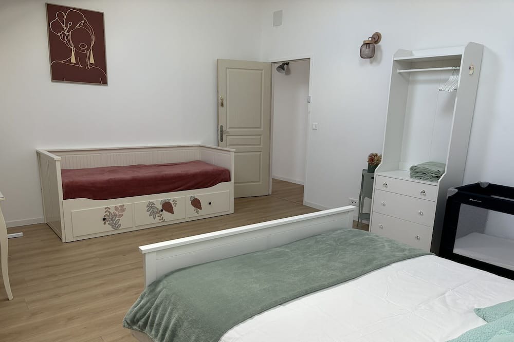 Photo of Bedroom in Campbon