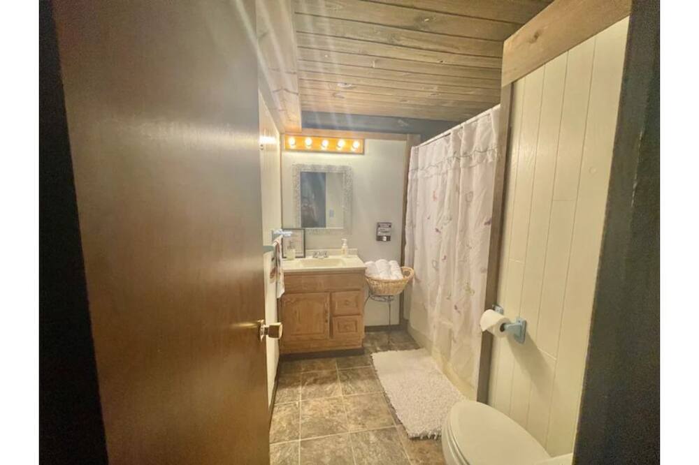 Photo of Bathroom in Michaywe