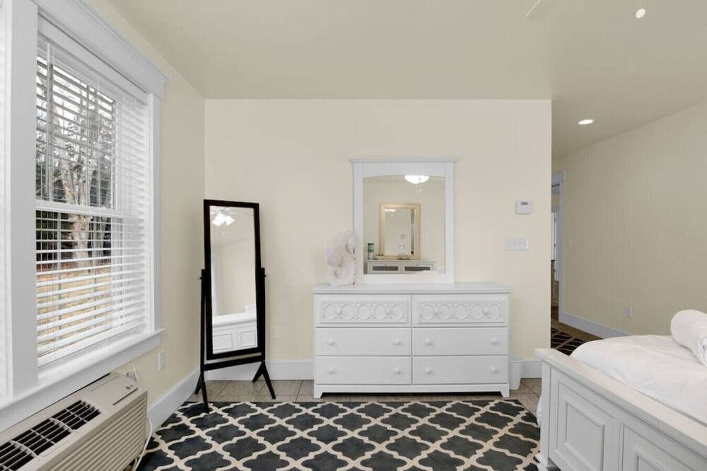 Photo of Others in Edgecomb