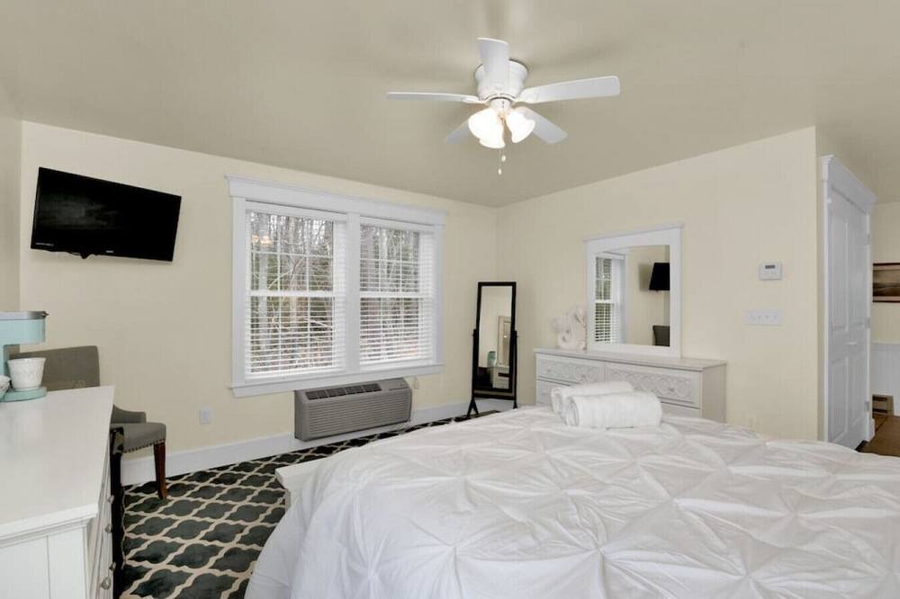 Photo of Others in Edgecomb